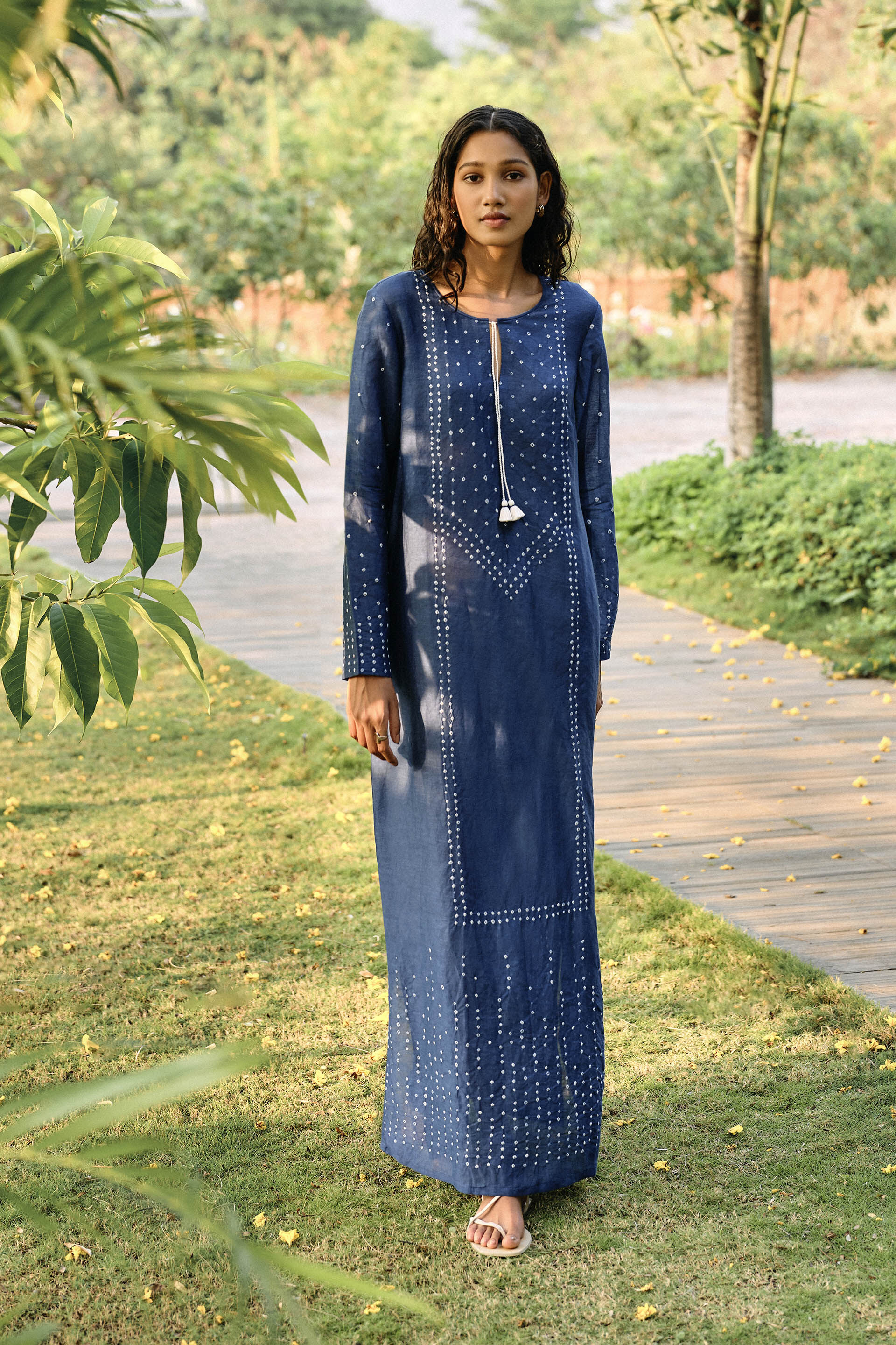 Coast Handcrafted Bandhani Linen Kaftan -&nbsp;Indigo, Indigo, image 5