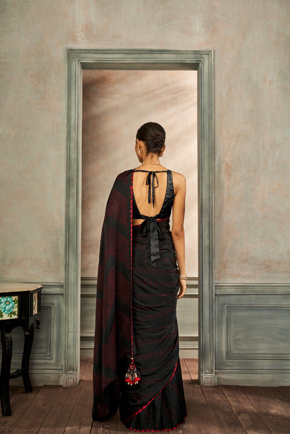 Deetya Bandhani Saree - Black And Red, Black/Red, image 4