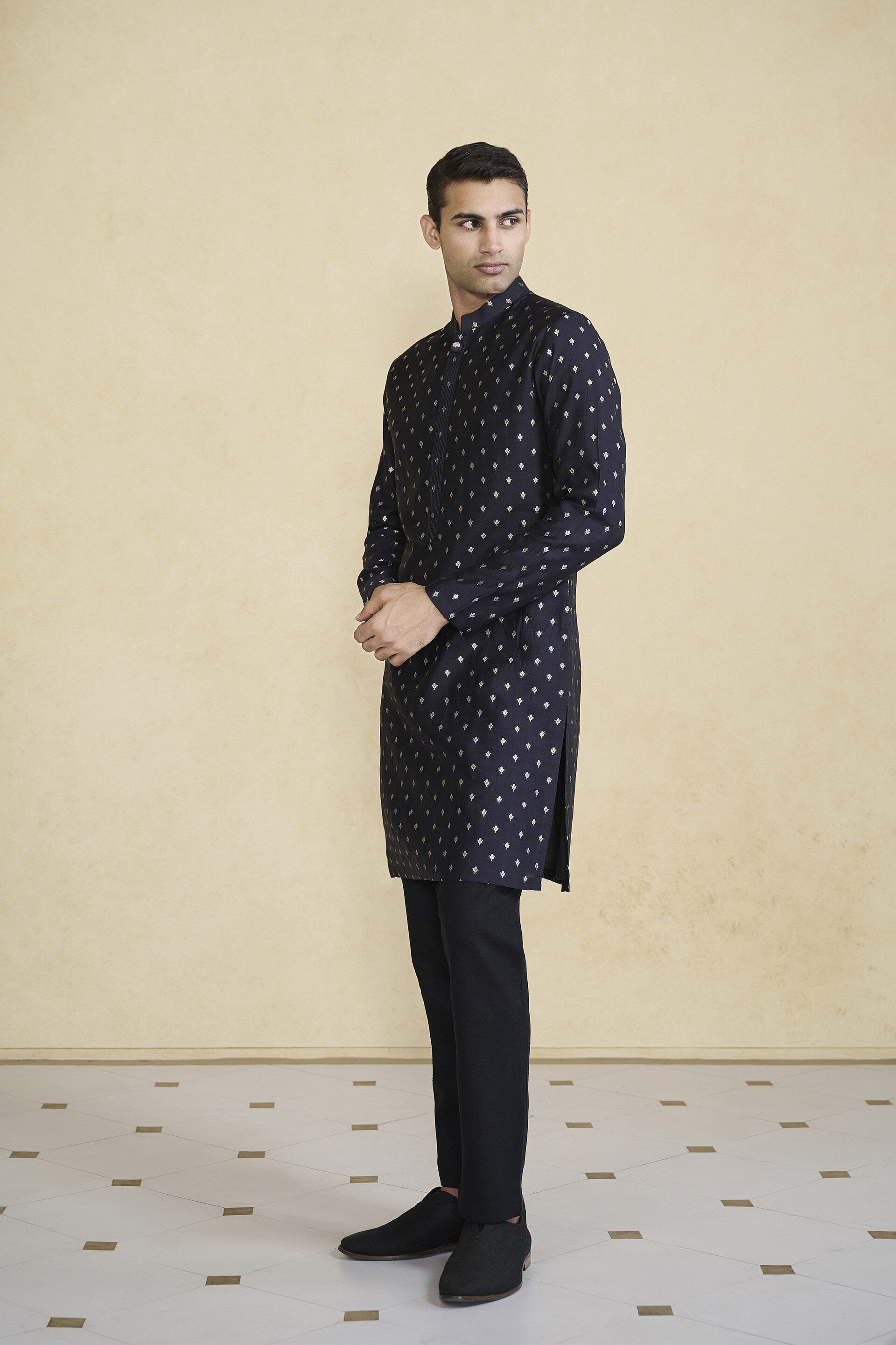 Zamurad Handwoven Benarasi Silk Kurta - Black, Black, image 3